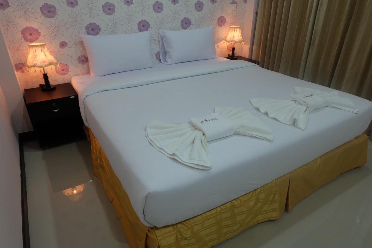 Tubkaek Mansion Hotel Bãi biển Tab Kaek Ngoại thất bức ảnh